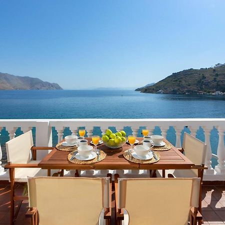 Hostal Maravelia Mare Symi Exterior foto