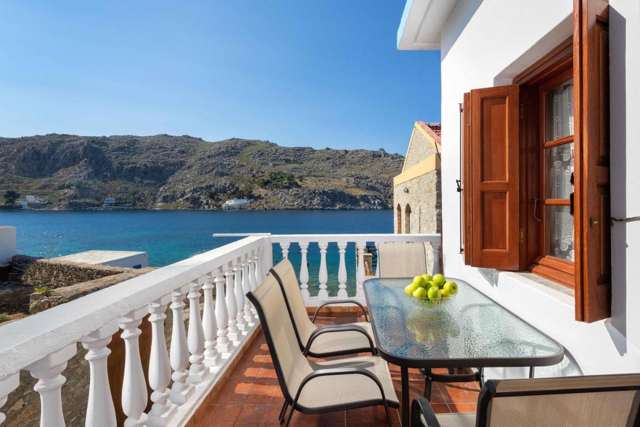 Hostal Maravelia Mare Symi Exterior foto
